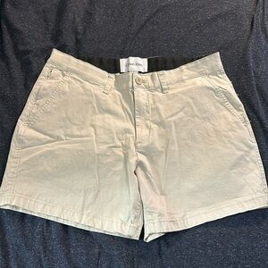 calvin klein men’s khaki shorts